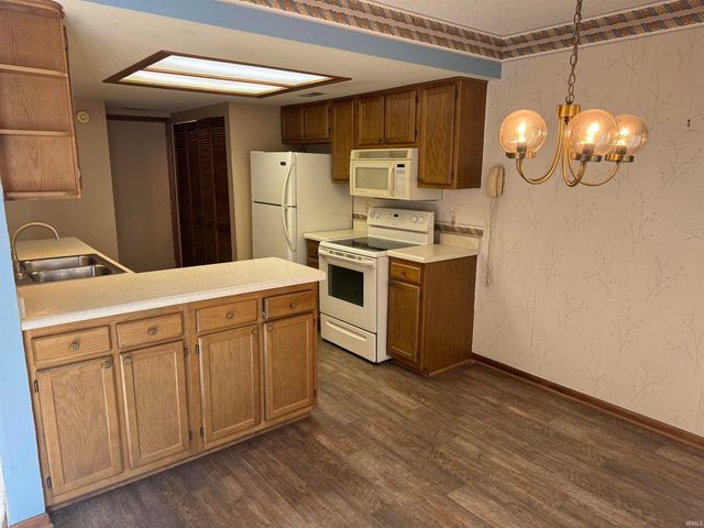 7130 Thamesford Drive, Fort Wayne, IN 46835