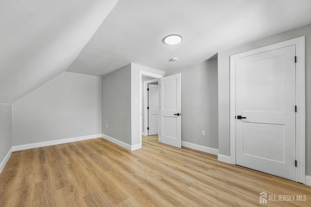 68 Elliot Place, Edison, NJ 08817