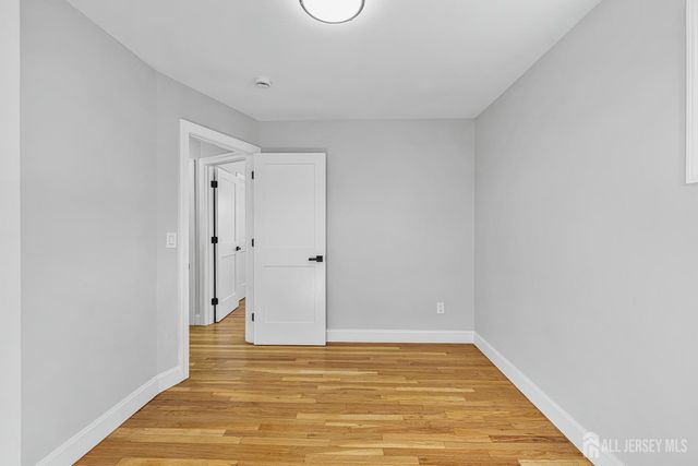 68 Elliot Place, Edison, NJ 08817