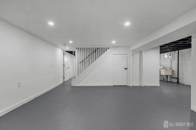 68 Elliot Place, Edison, NJ 08817
