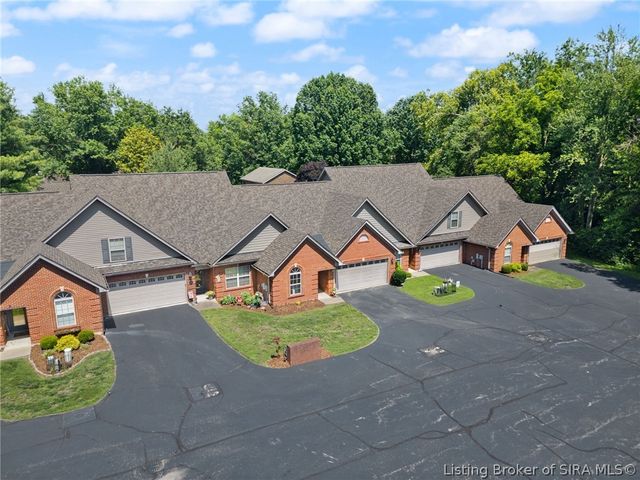 620 W Utica Street 11, Sellersburg, IN 47172
