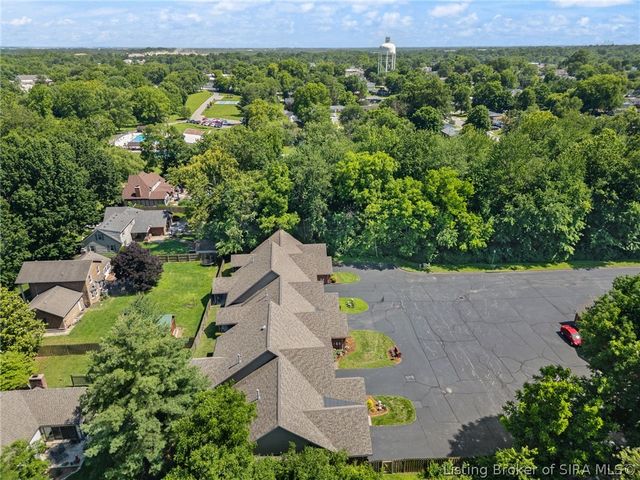 620 W Utica Street 11, Sellersburg, IN 47172