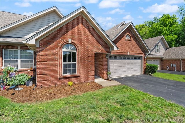 620 W Utica Street 11, Sellersburg, IN 47172