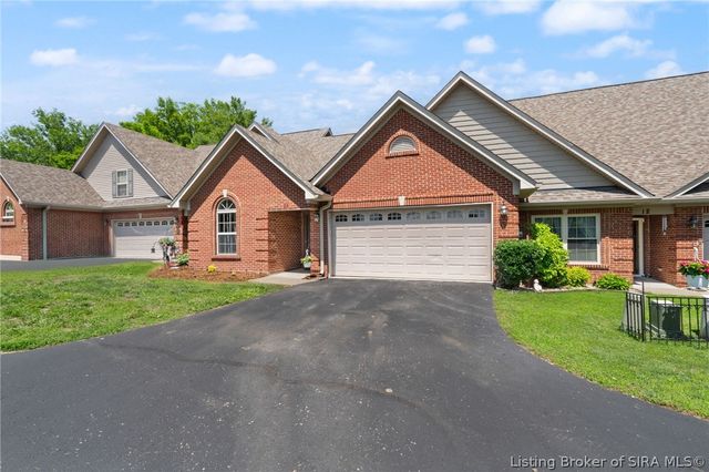 620 W Utica Street 11, Sellersburg, IN 47172