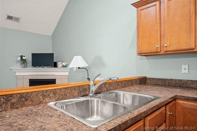 620 W Utica Street 11, Sellersburg, IN 47172