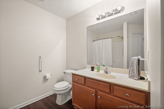620 W Utica Street 11, Sellersburg, IN 47172