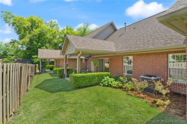 620 W Utica Street 11, Sellersburg, IN 47172