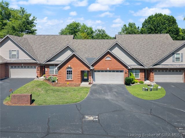 620 W Utica Street 11, Sellersburg, IN 47172