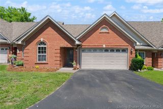 620 W Utica Street 11, Sellersburg, IN 47172
