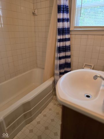 802 E Raymond Street, Indianapolis, IN 46203