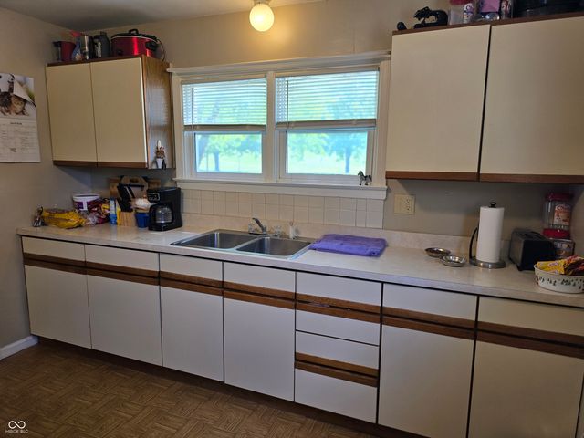 802 E Raymond Street, Indianapolis, IN 46203