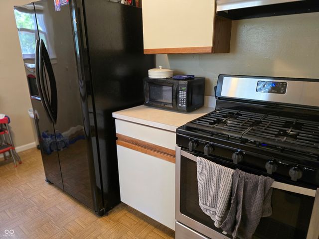 802 E Raymond Street, Indianapolis, IN 46203