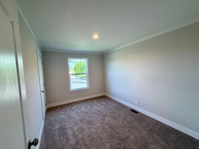 271 W Walnut Street, Mount Olivet, KY 41064