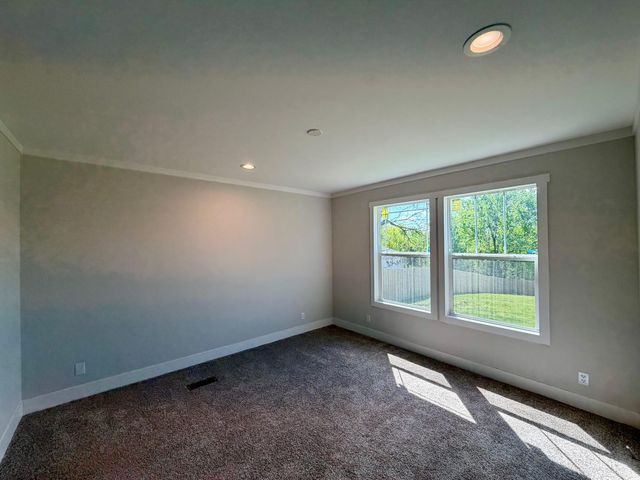 271 W Walnut Street, Mount Olivet, KY 41064