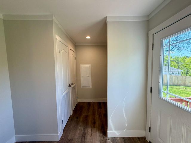 271 W Walnut Street, Mount Olivet, KY 41064