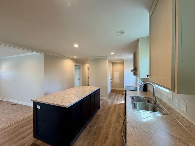 271 W Walnut Street, Mount Olivet, KY 41064
