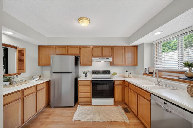 157 52nd Street, West Des Moines, IA 50265
