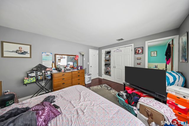 58 Oak Hollow Drive, Waterbury, CT 06708