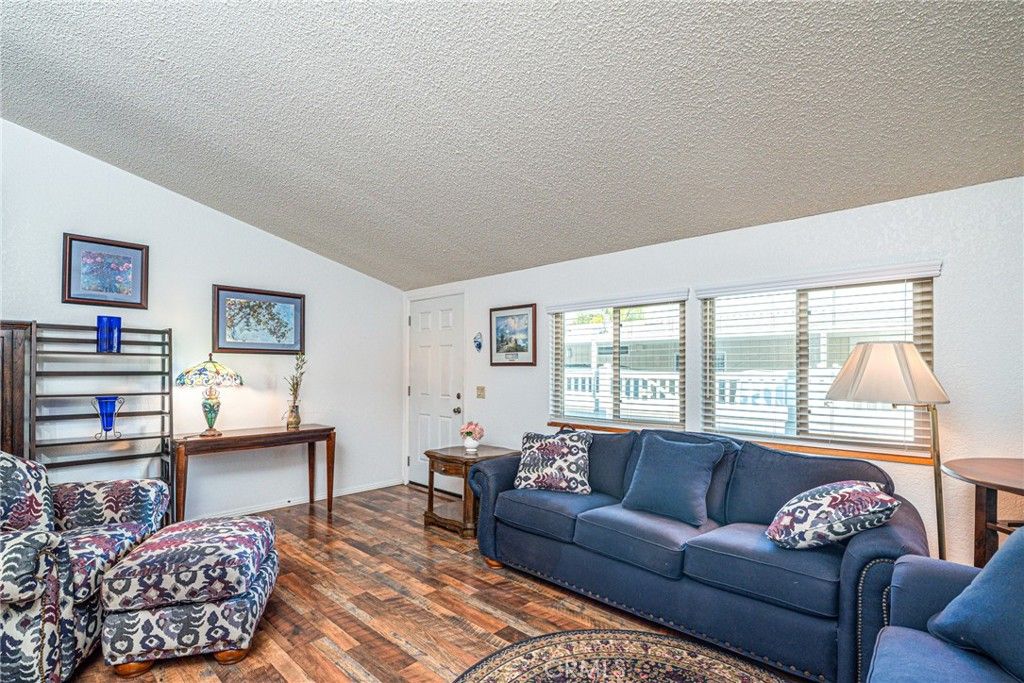 38075 Calle Amigable, Murrieta, CA 92563 — photo 5