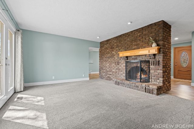 8732 Fairview Lane, Zeeland, MI 49464