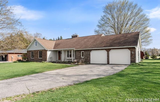 8732 Fairview Lane, Zeeland, MI 49464