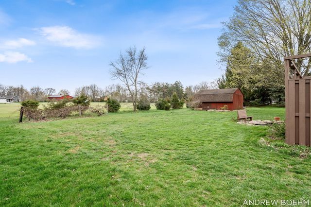 8732 Fairview Lane, Zeeland, MI 49464