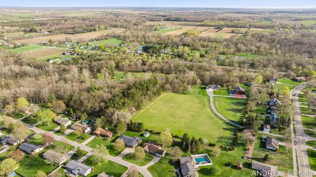 8732 Fairview Lane, Zeeland, MI 49464