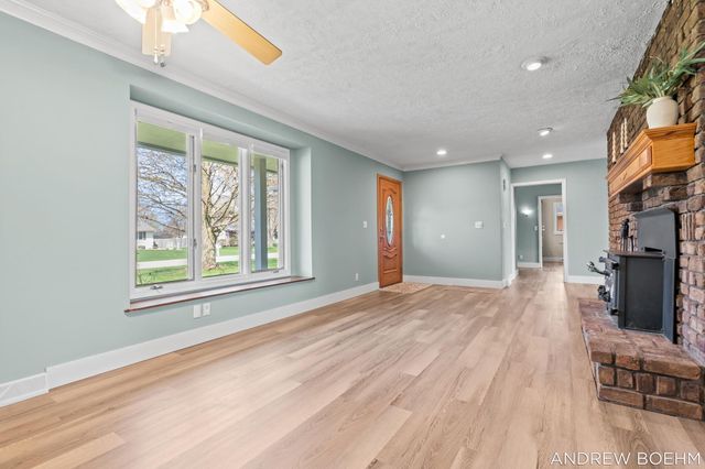 8732 Fairview Lane, Zeeland, MI 49464