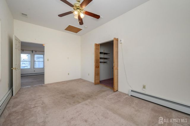 27 Bahamia Drive, Toms River, NJ 08757