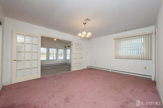 27 Bahamia Drive, Toms River, NJ 08757