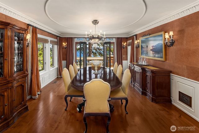 3038 E Laurelhurst Drive NE, Seattle, WA 98105