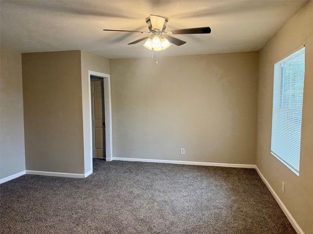 6743 Crestmont Street, Houston, TX 77033