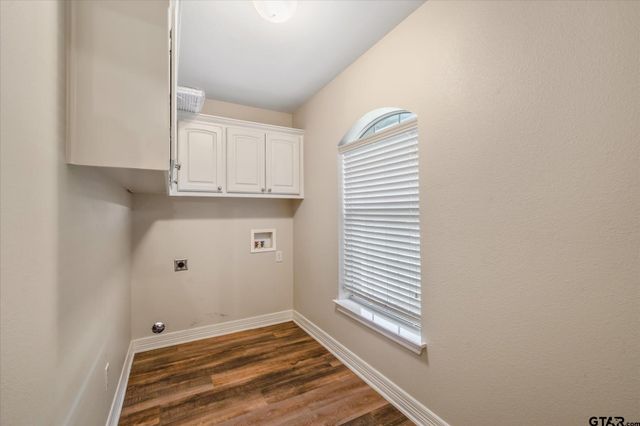 401 Amanda Court, Whitehouse, TX 75791