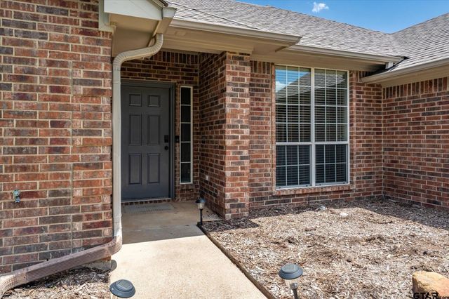 401 Amanda Court, Whitehouse, TX 75791