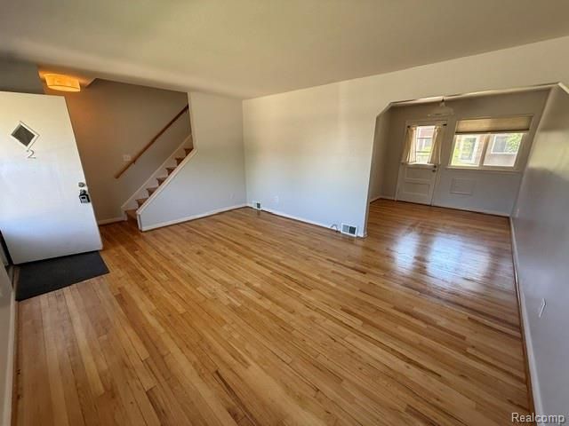 25 Highland Ave Unit 2, Clawson, MI 48017