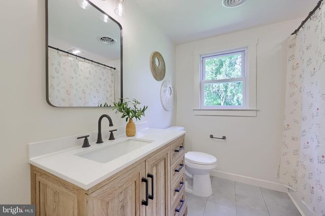 49 WABANK RD, Lancaster, PA 17603