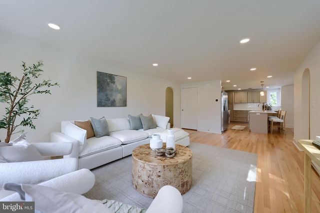 49 WABANK RD, Lancaster, PA 17603