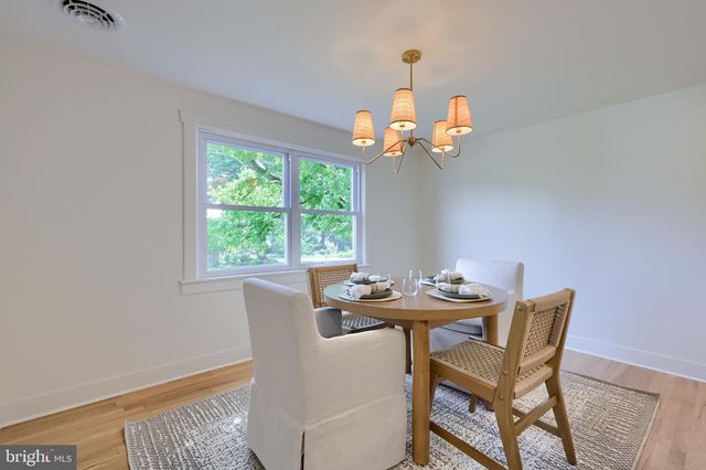 49 WABANK RD, Lancaster, PA 17603