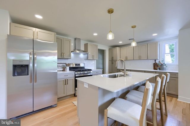 49 WABANK RD, Lancaster, PA 17603