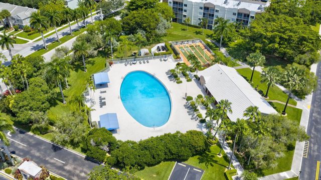7805 Trent Drive 408, Tamarac, FL 33321