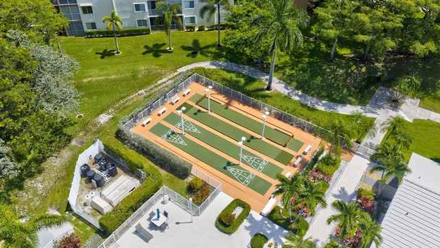 7805 Trent Drive 408, Tamarac, FL 33321