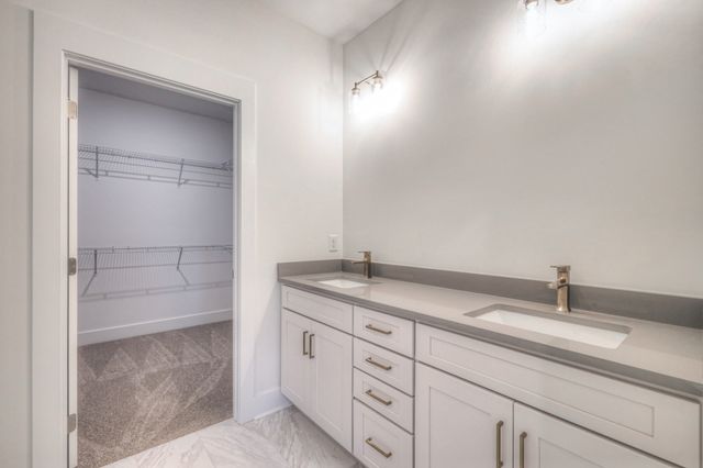 623 Swanston Lane, Gallatin, TN 37066