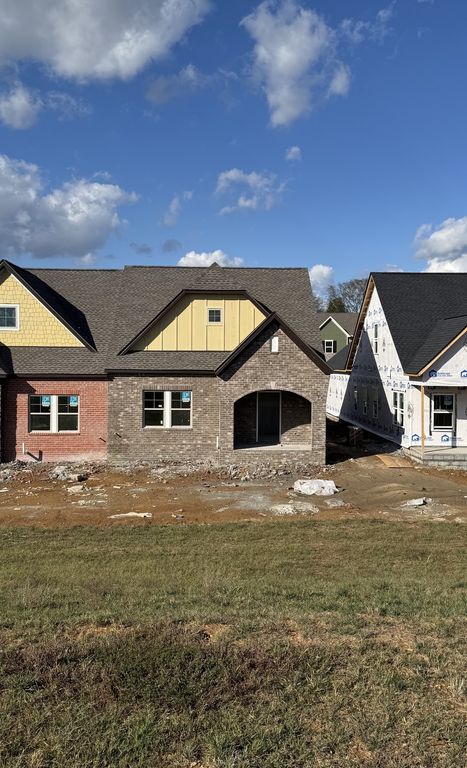 623 Swanston Lane, Gallatin, TN 37066