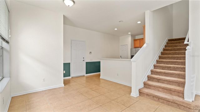 1614 CROYDON STREET, Orlando, FL 32828