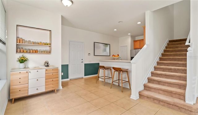 1614 CROYDON STREET, Orlando, FL 32828