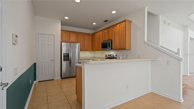 1614 CROYDON STREET, Orlando, FL 32828