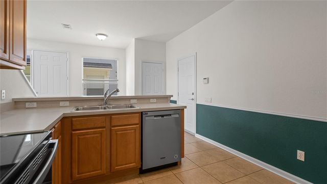 1614 CROYDON STREET, Orlando, FL 32828