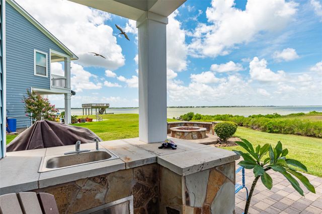 4906 Allen Cay Drive, Texas City, TX 77590