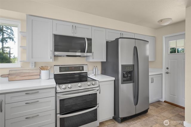 1992 Virginia Avenue, Coupeville, WA 98239