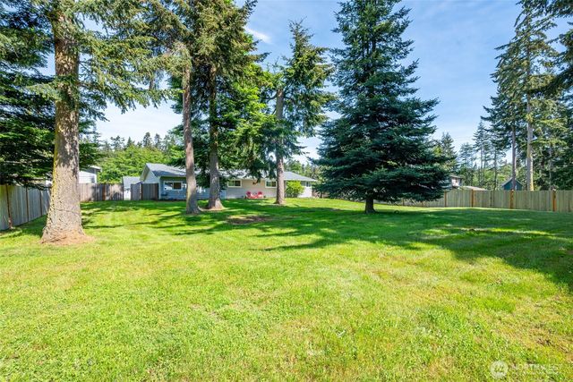 1992 Virginia Avenue, Coupeville, WA 98239